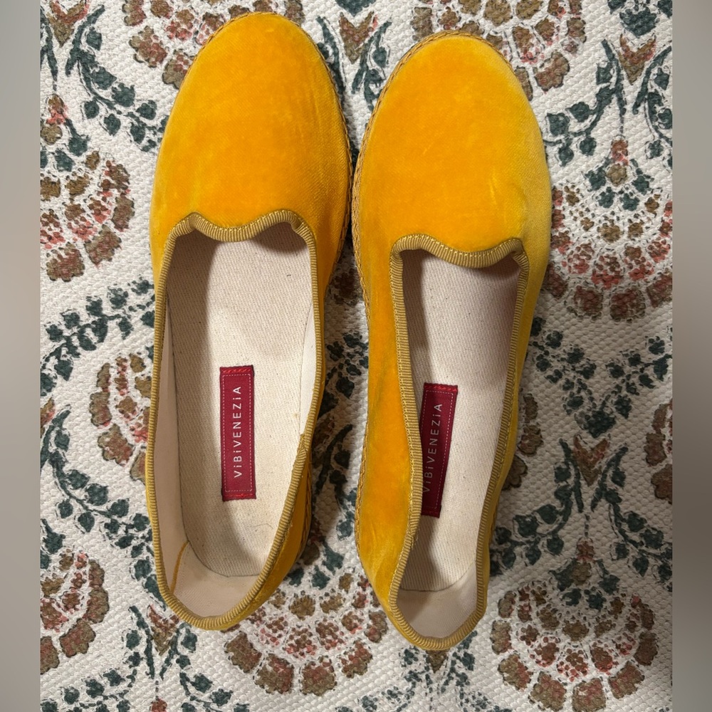 Vibi Venezia Bright Yellow Women's Flats